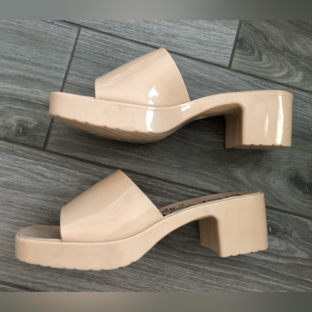 BEACH by Matisse|Neutral tan patent slip on platform square toe chunky sandals•